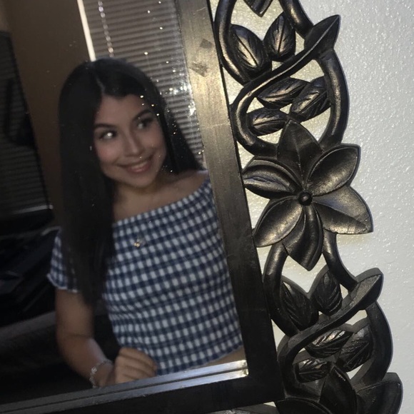 Arizona Jean Company Tops - Off the shoulder crop top